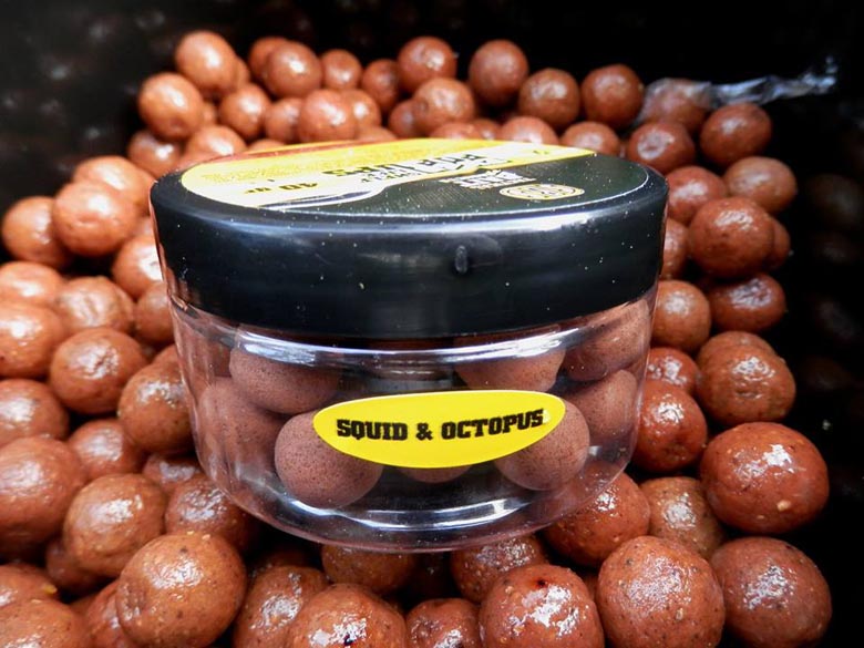 Eurostar Ready-Made Boilies - Squid & Octopus -Strawberry Jam dipped with Eurostar Boost Juice – Squid & Octopus